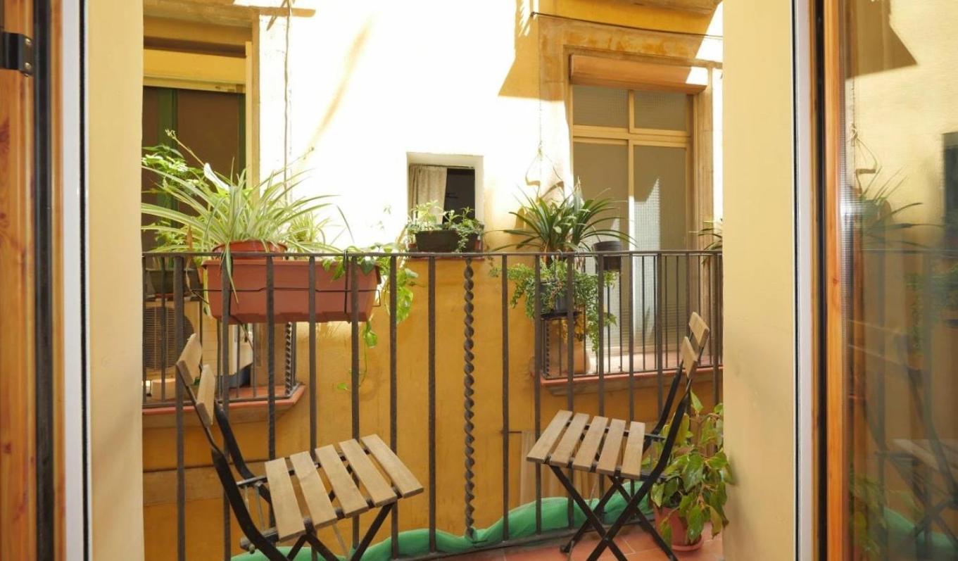 Oasis Apartments & Studios Old Town Center Barcelona Ngoại thất bức ảnh
