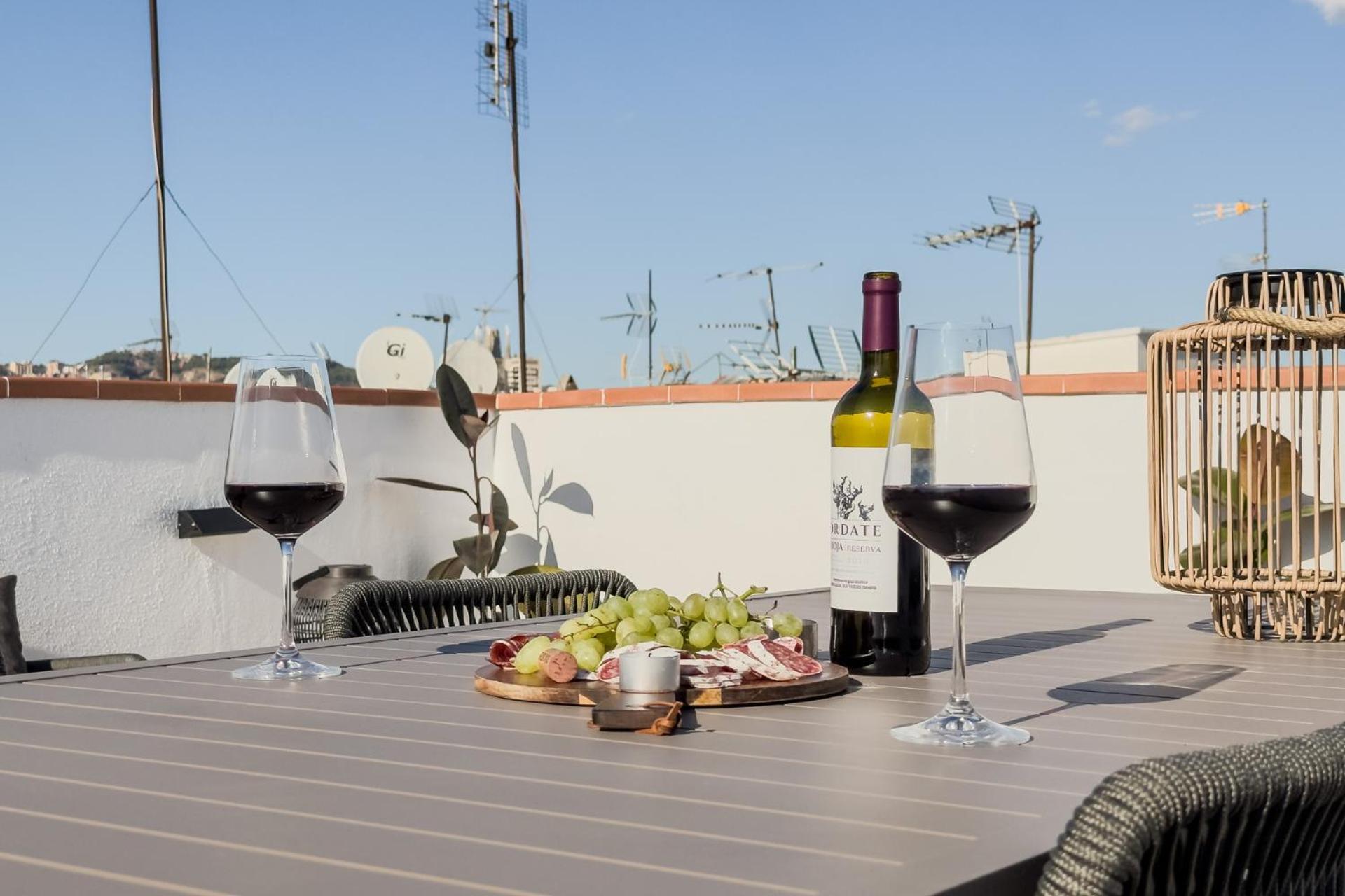 Oasis Apartments & Studios Old Town Center Barcelona Ngoại thất bức ảnh