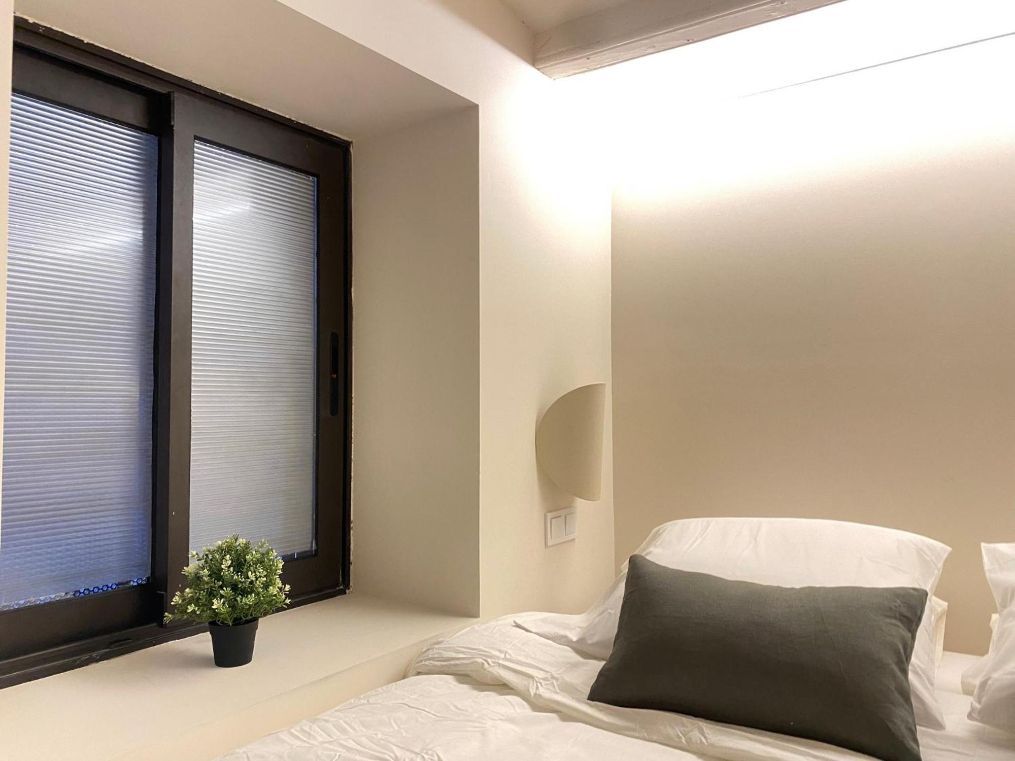 Oasis Apartments & Studios Old Town Center Barcelona Ngoại thất bức ảnh